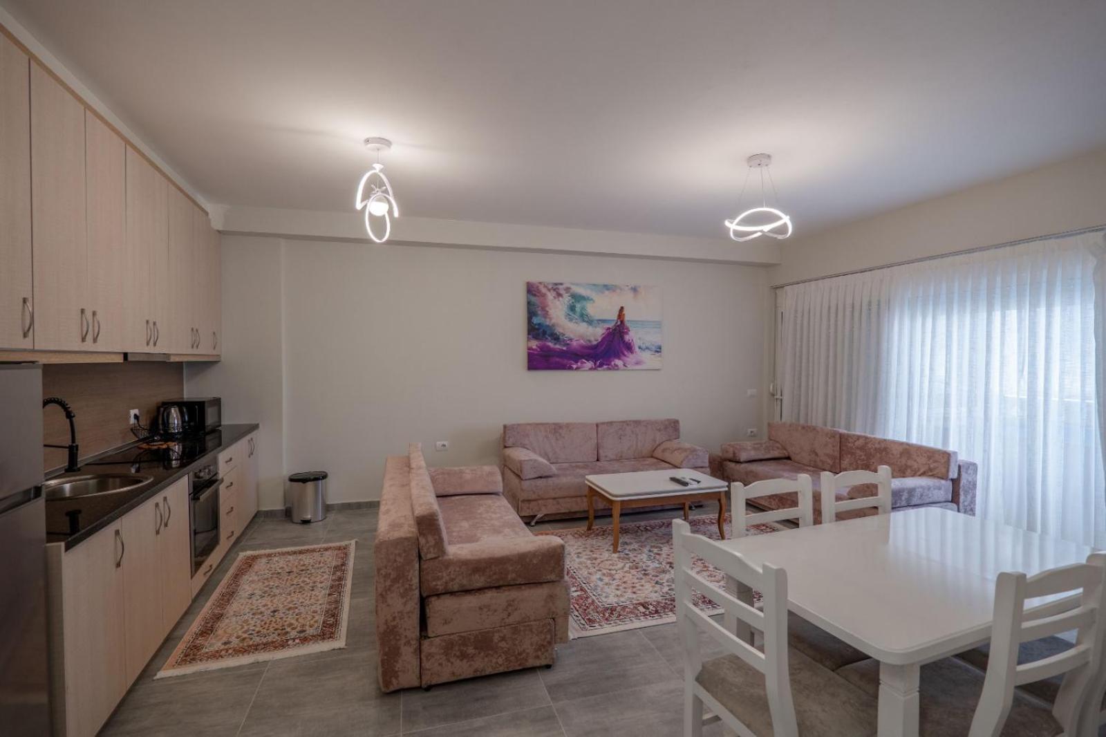 Esel Apartments Sarandë Exteriör bild