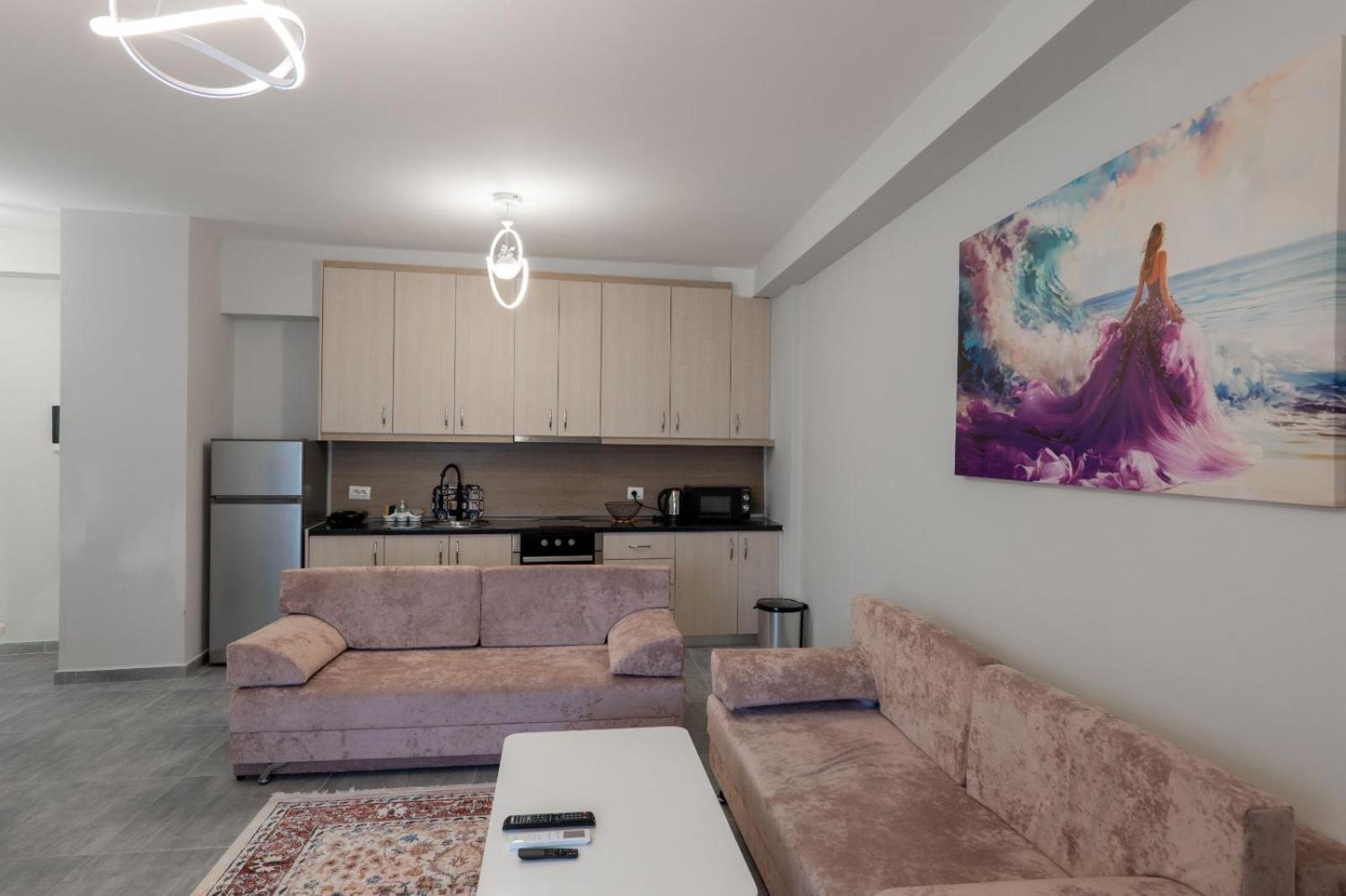 Esel Apartments Sarandë Exteriör bild