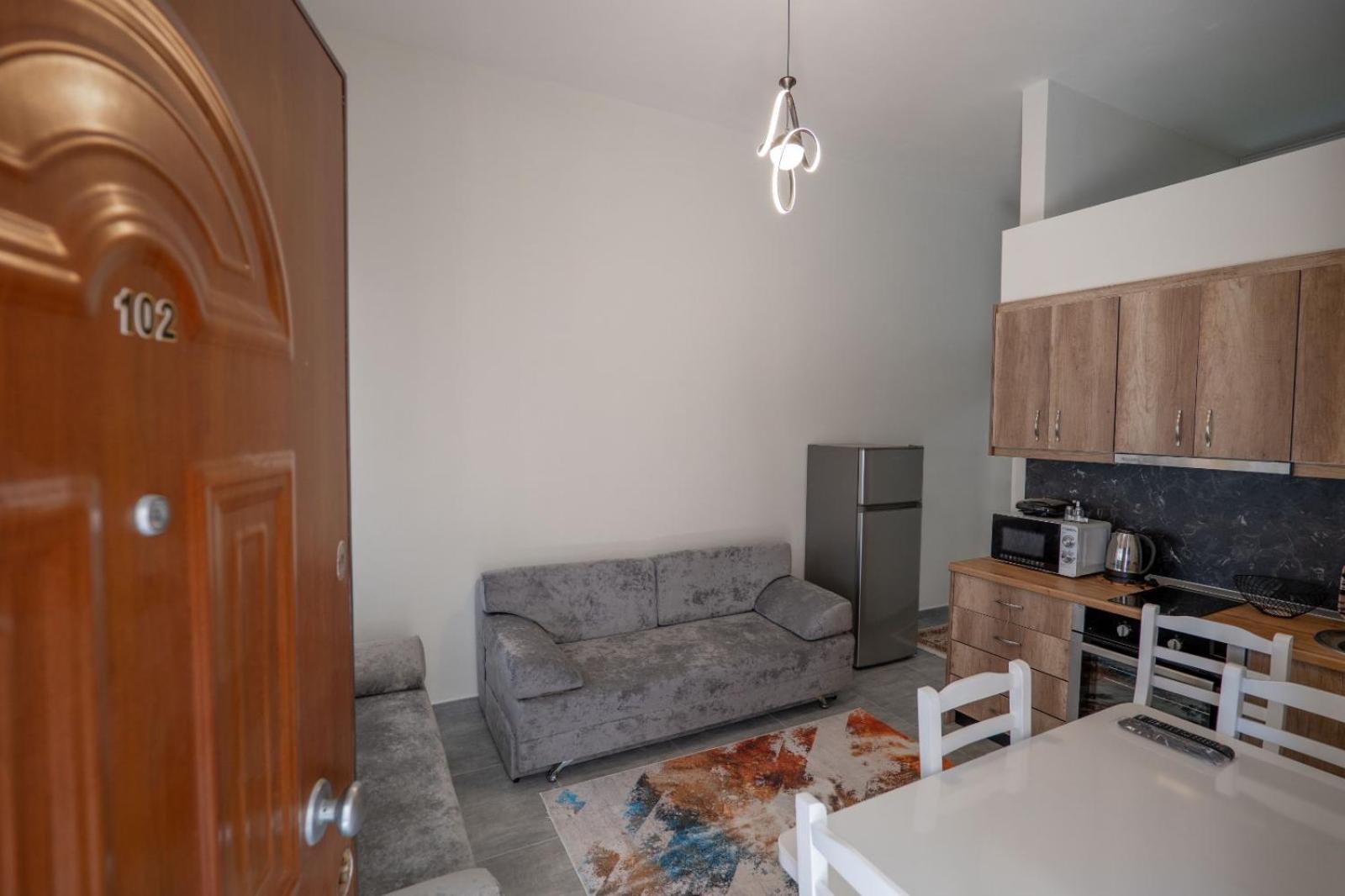Esel Apartments Sarandë Exteriör bild
