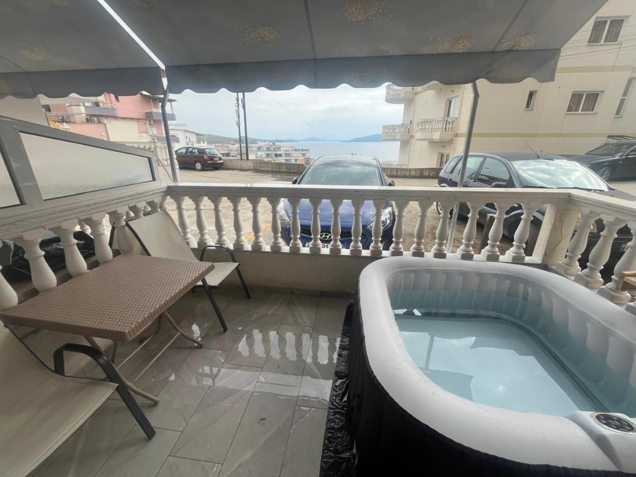 Esel Apartments Sarandë Exteriör bild